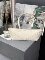 Loewe Puzzle Handbags Tote Bags White Chamois Cowhide
