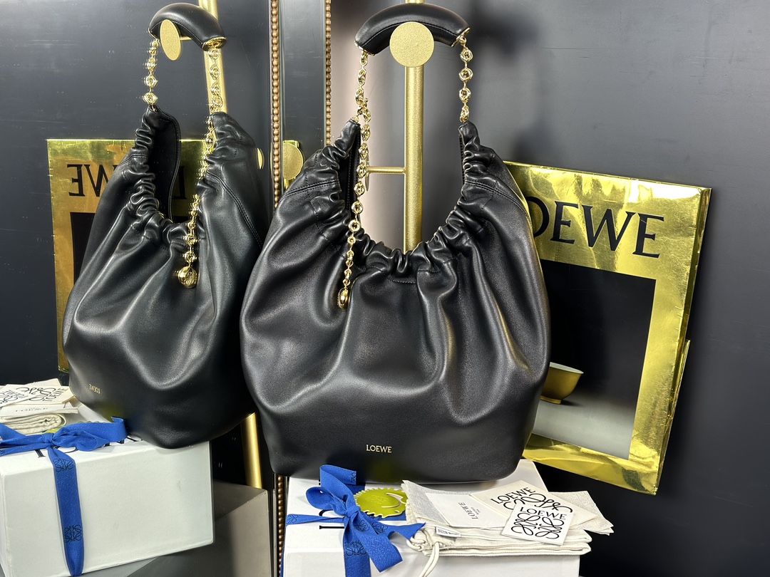 At Cheap Price
 Loewe Bags Handbags Black Lambskin Sheepskin Fall/Winter Collection Chains