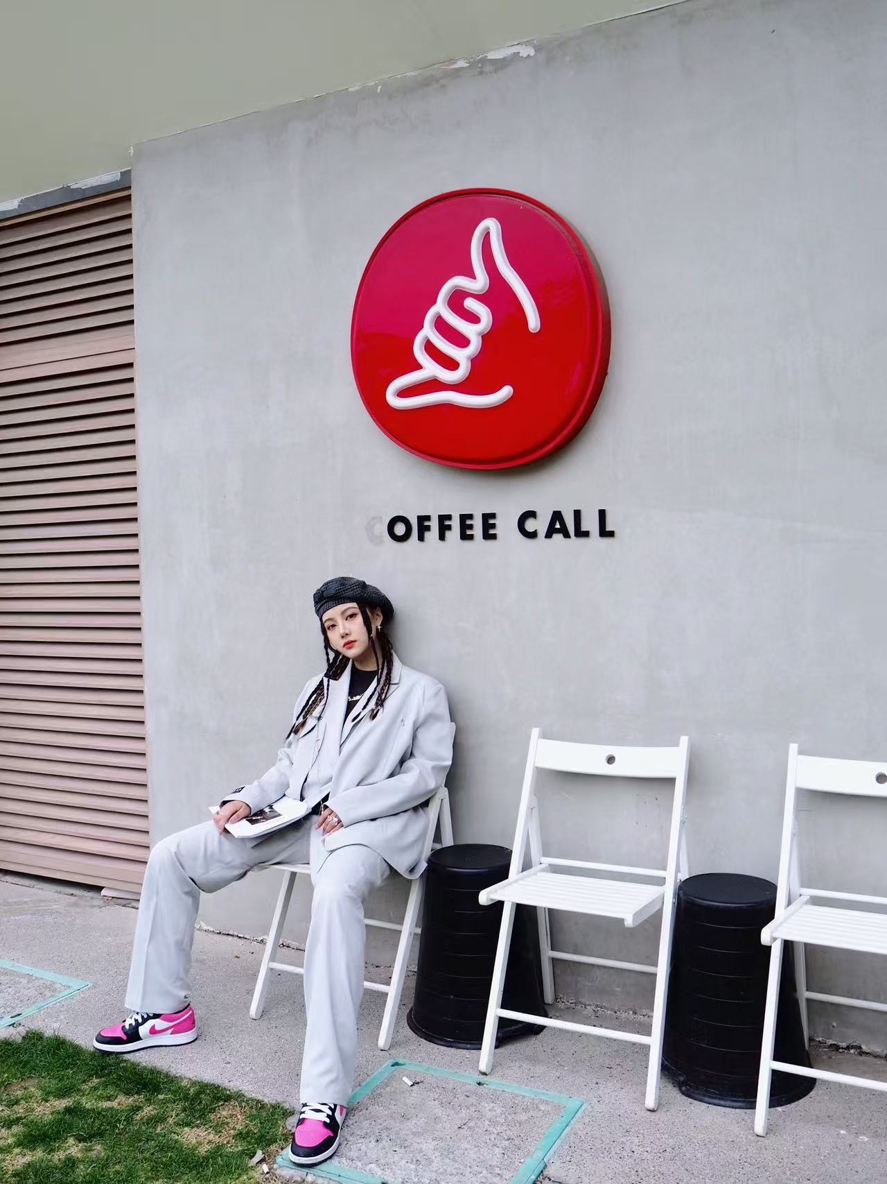 ▪️H11顶级纯原▪️潮人上脚图▪️
闭眼入，好看就完事儿！！！
---------------------------------
Nike Air Jordan 1 LOW 
AJ1 乔一 皮革 精致防滑 低帮复古篮球鞋 男女同款 樱花粉

货号：554723-106

Size：35.5 36 36.5 37.5 38 38.5 39 40 40.5 41 42 42.5 43 44 45 46 47.5