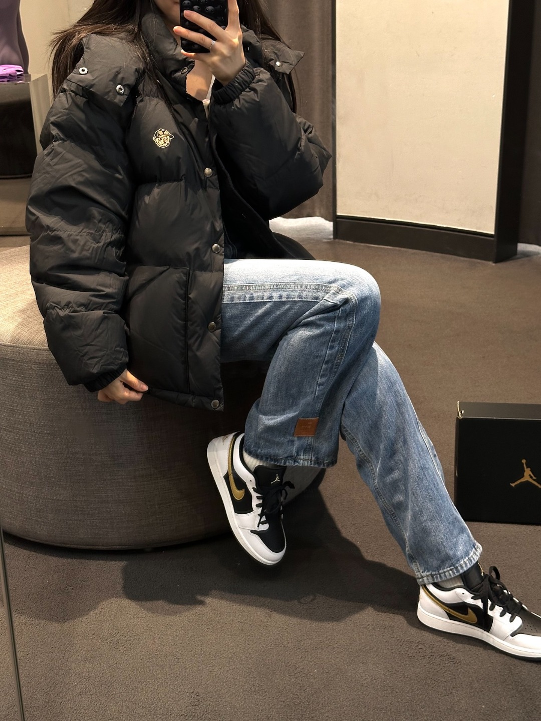 ▪️H11顶级纯原▪️潮人上脚图▪️
闭眼入，好看就完事儿！！！
---------------------------------
Nike Air Jordan 1 LOW “Reverse Panda”
AJ1 乔一 舒适贴合 低帮 复古篮球鞋 男女同款 白黑

货号：553558-172

Size：35.5 36 36.5 37.5 38 38.5 39 40 40.5 41 42 42.5 43 44 45 46 47.5