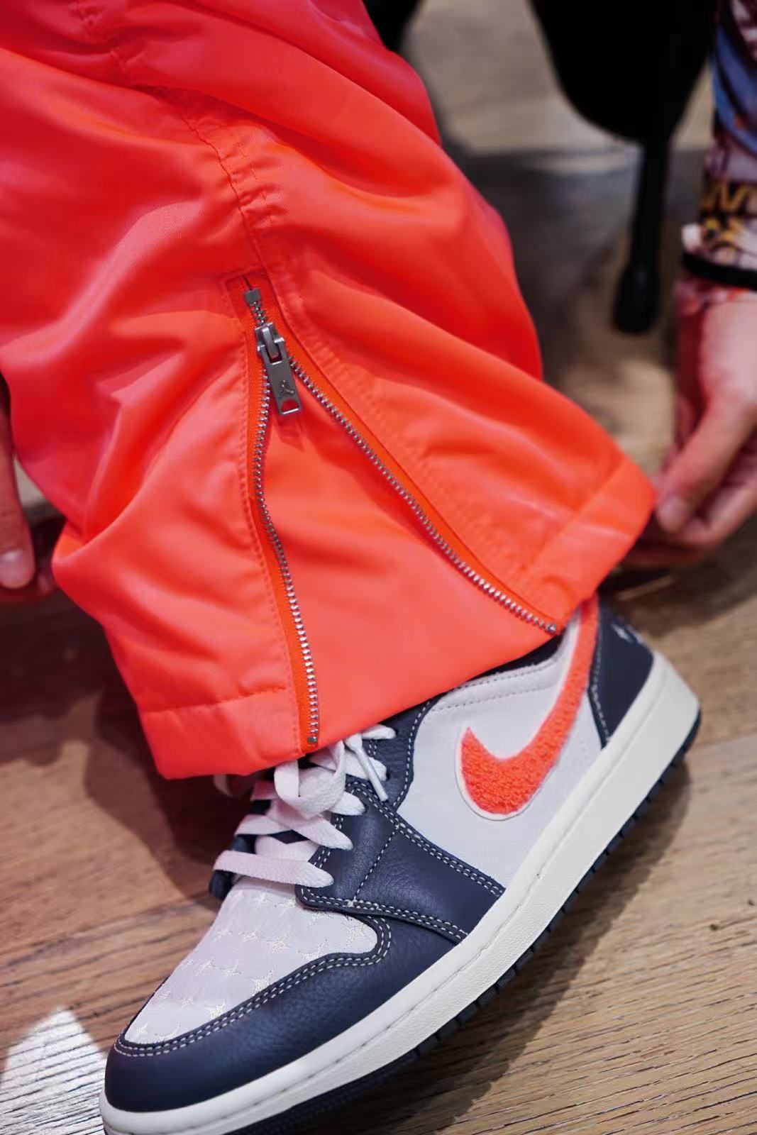 ▪️H11顶级纯原▪️潮人上脚图▪️
闭眼入，好看就完事儿！！！
---------------------------------
Nike Air Jordan 1 LOW 
AJ1 乔一 舒适贴合 低帮 复古篮球鞋 男女同款 灰色

货号：IM6565-014

Size：35.5 36 36.5 37.5 38 38.5 39 40 40.5 41 42 42.5 43 44 45 46 47.5