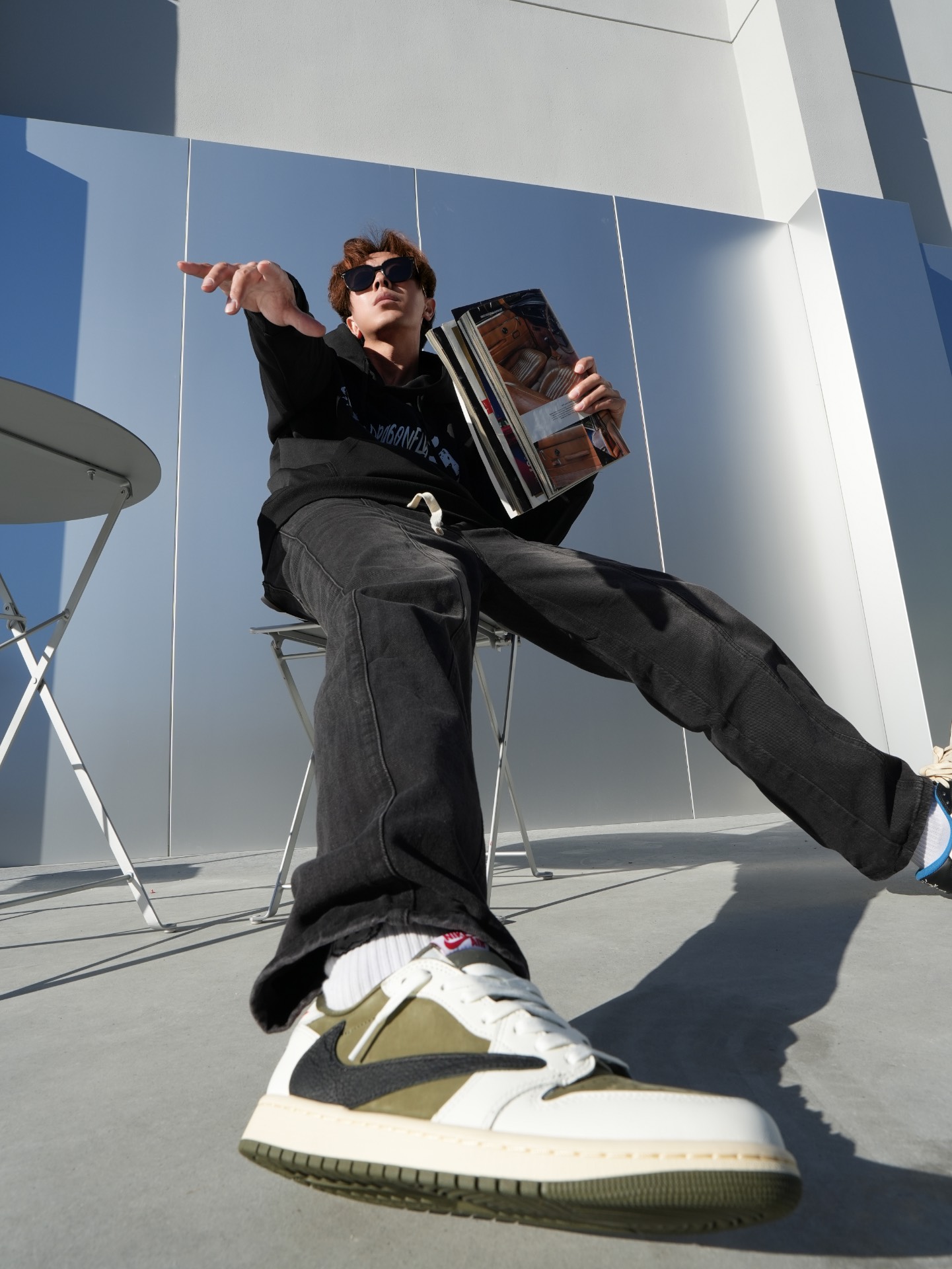 ▪️H11顶级纯原▪️潮人上脚图▪️ 闭眼入,好看就完事儿    Nike Travis Scott x Jordan Air Jordan 1 Low OG TS SP "Medium Olive" AJ1 乔一 倒钩 8.0 联名款 低帮复古篮球鞋 男女同款 米绿 货号:DM7866-200