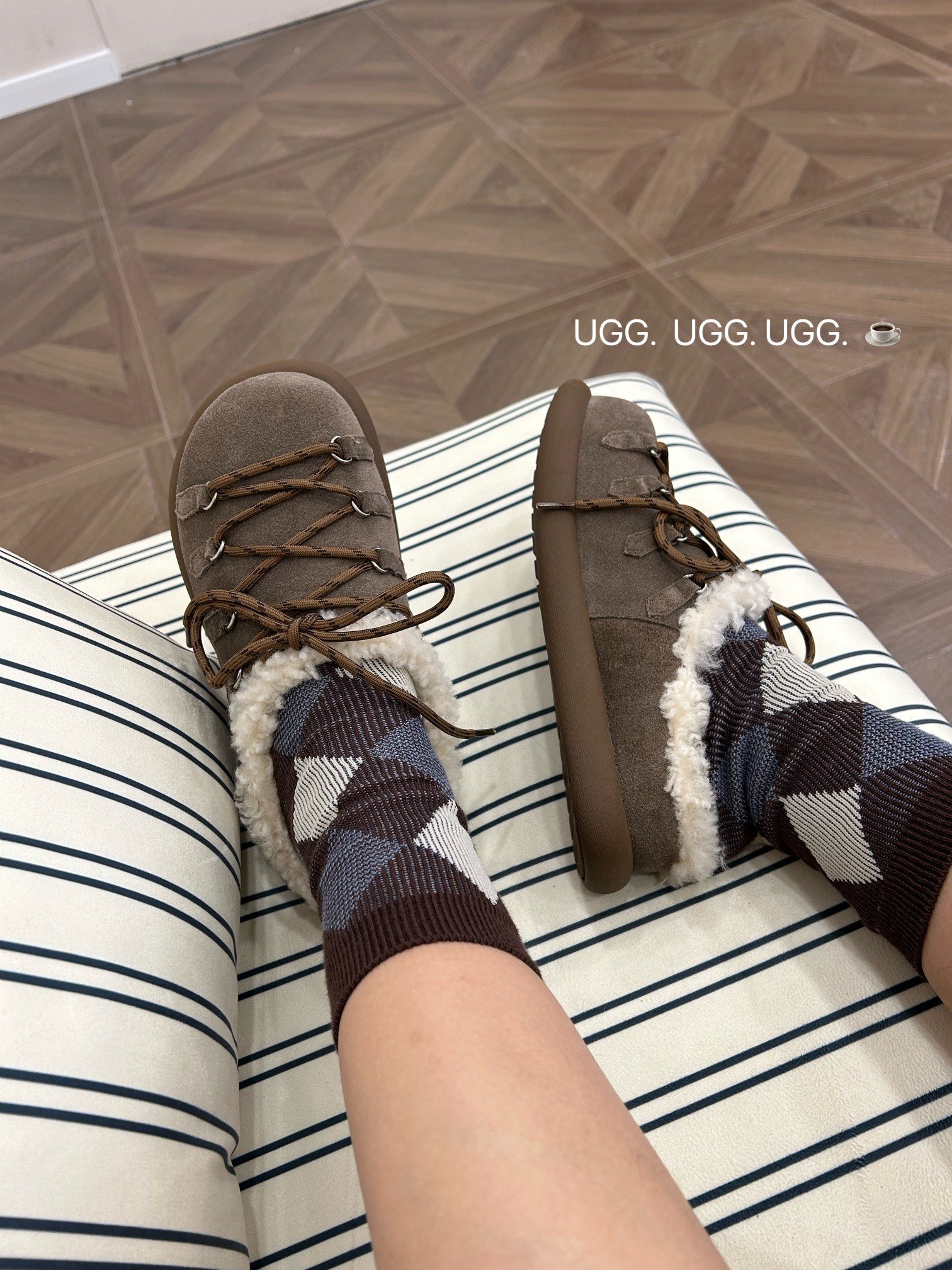 🔥「UGG复古系毛毛鞋」:把秋冬的温柔与个性,一脚踩进生活里,码数35-40码!当复古做旧的麂皮遇上软乎