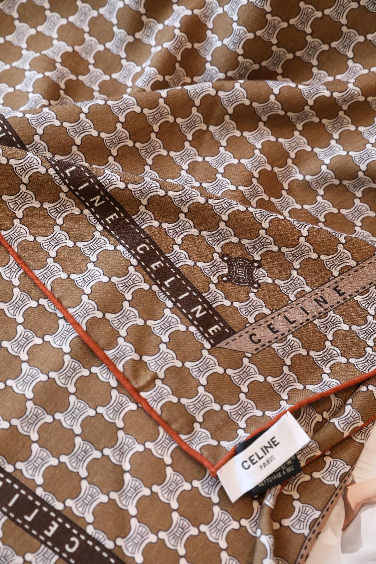 【▪️碰撞时髦。凯旋门的时尚，日常最佳单品！】一秒心动啊！！！高级，奢华！永恒！不是那种过眼云烟的款式！