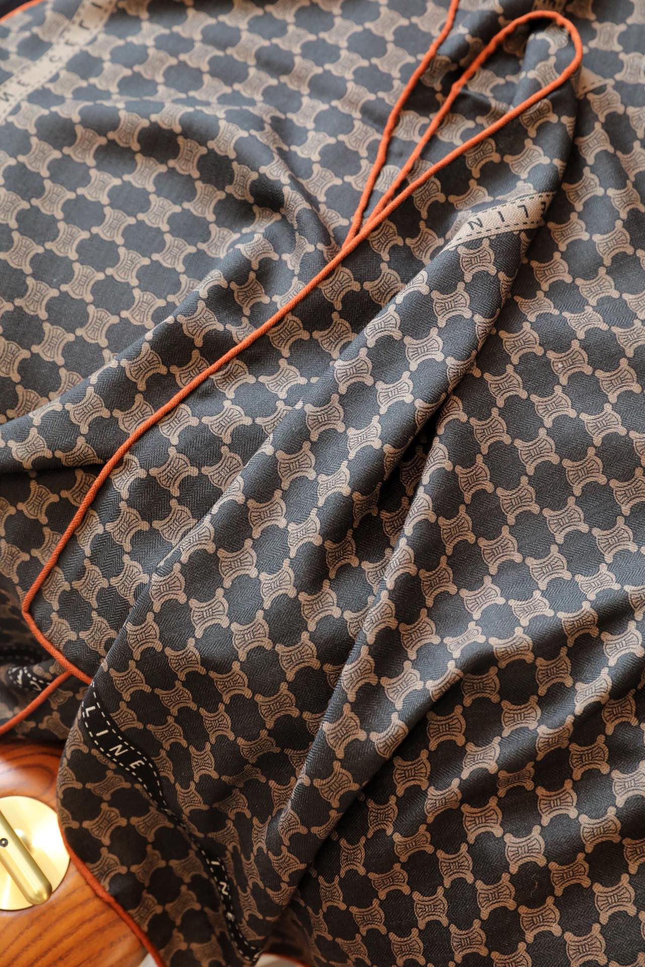 【▪️碰撞时髦。凯旋门的时尚，日常最佳单姐妹品！】一秒心动啊！！！高级，奢华！永恒！不是那种过眼云烟的款