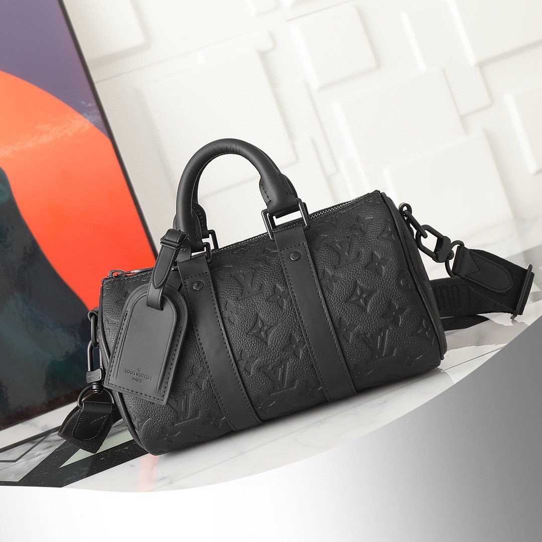 Louis Vuitton Keepall Bandoulière 25 Sac en Cuir Taurillon Noir