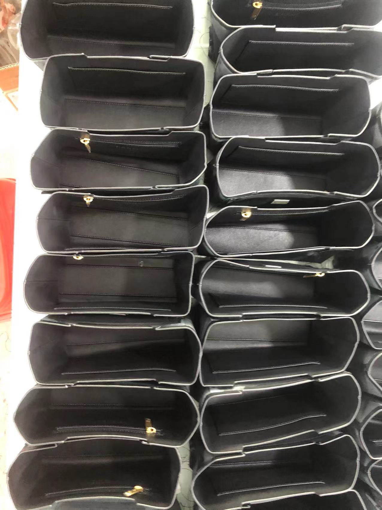 路易威登 Louis Vuitton 高定典藏名品高定成衣时装外套连衣裙衬衫T恤 #120C6B6B 3