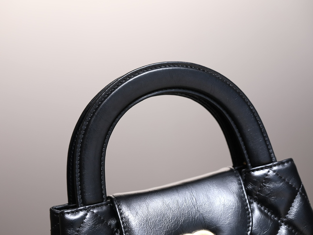 Chanel 23K Kelly — As seen on Liu Wen - Bag 9
