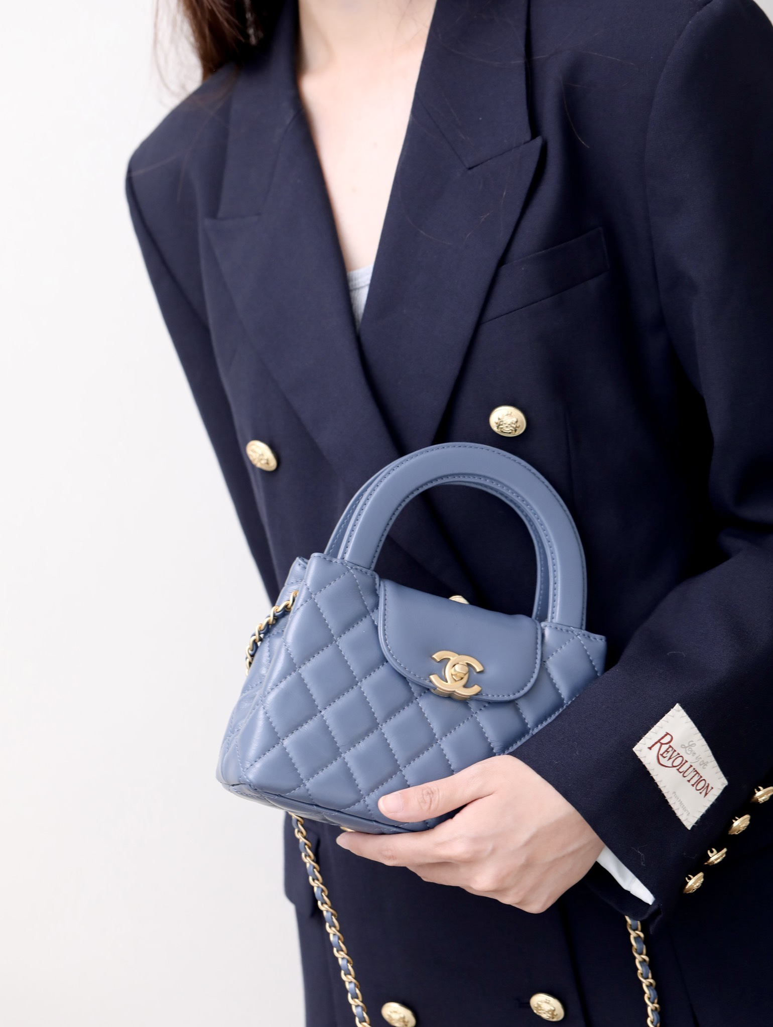 -grade quality, walking at the forefront of fashion! CD - Bag 5