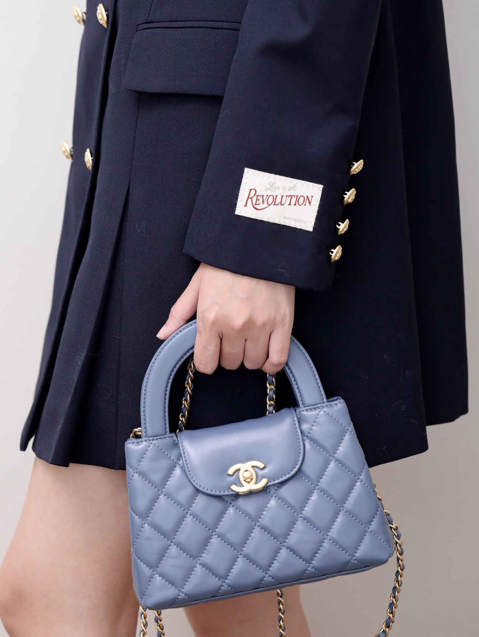 -grade quality, walking at the forefront of fashion! CD - Bag 6