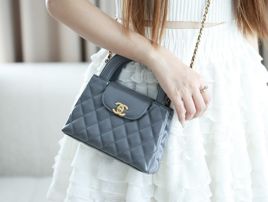 The Kelly simply cannot be missed - Bag 3