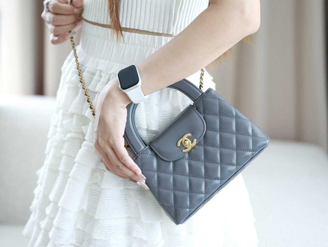 The Kelly simply cannot be missed - Bag 9