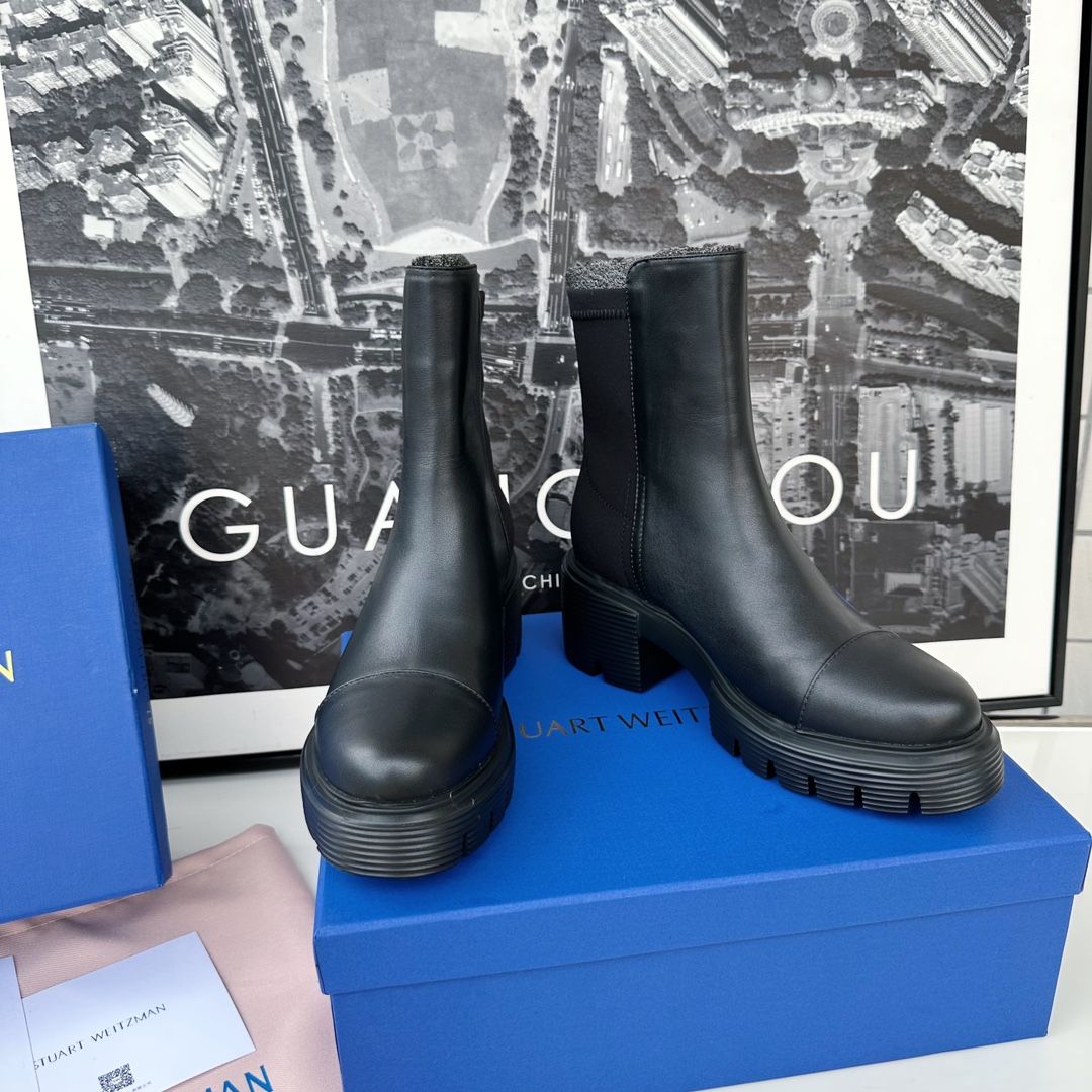 Stuart Weitzma nSW SOHO BOOTIE Platform buckle college style booties