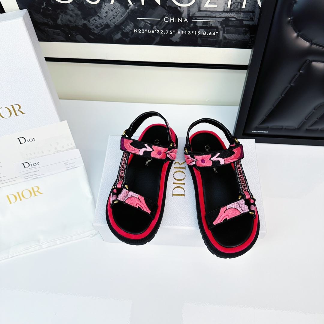 NO:412653,Embroidered red sandals sandals19860909刺绣红色,凉鞋,sandals,Women's Shoes