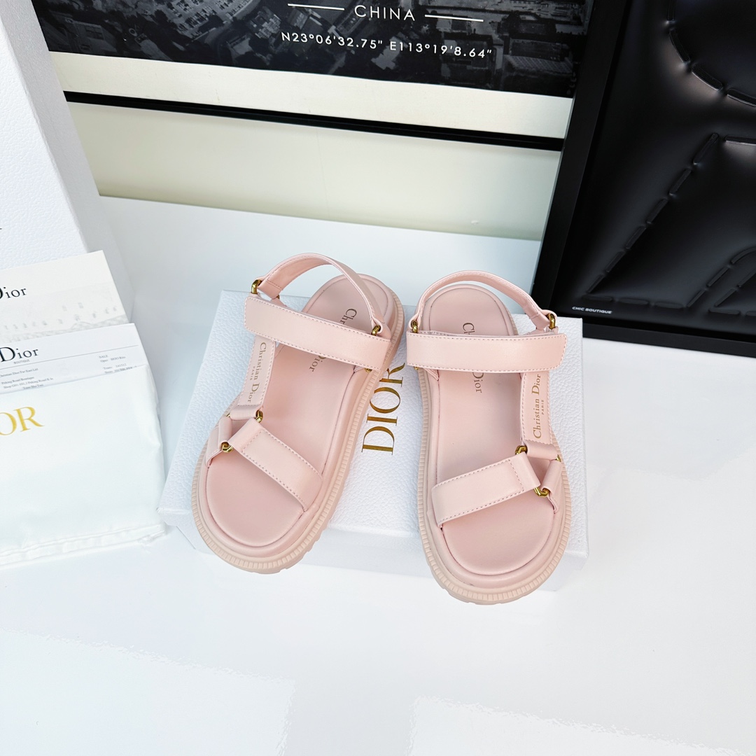 NO:412739,pink leather surface, slippers, sandals, slippers19860909粉色皮面,拖鞋凉鞋,sandals,slippers,Women's Shoes