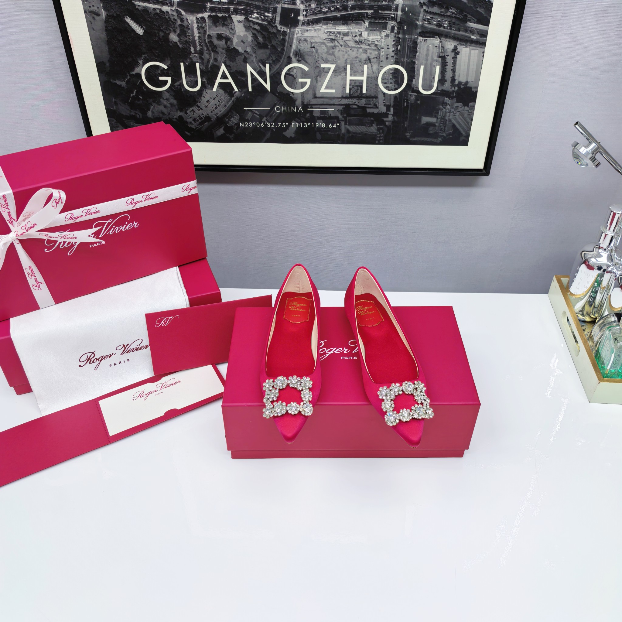 NO:237958,Flat-red white diamonds, single shoes19860909平底-红色白钻,单鞋,Women's Shoes