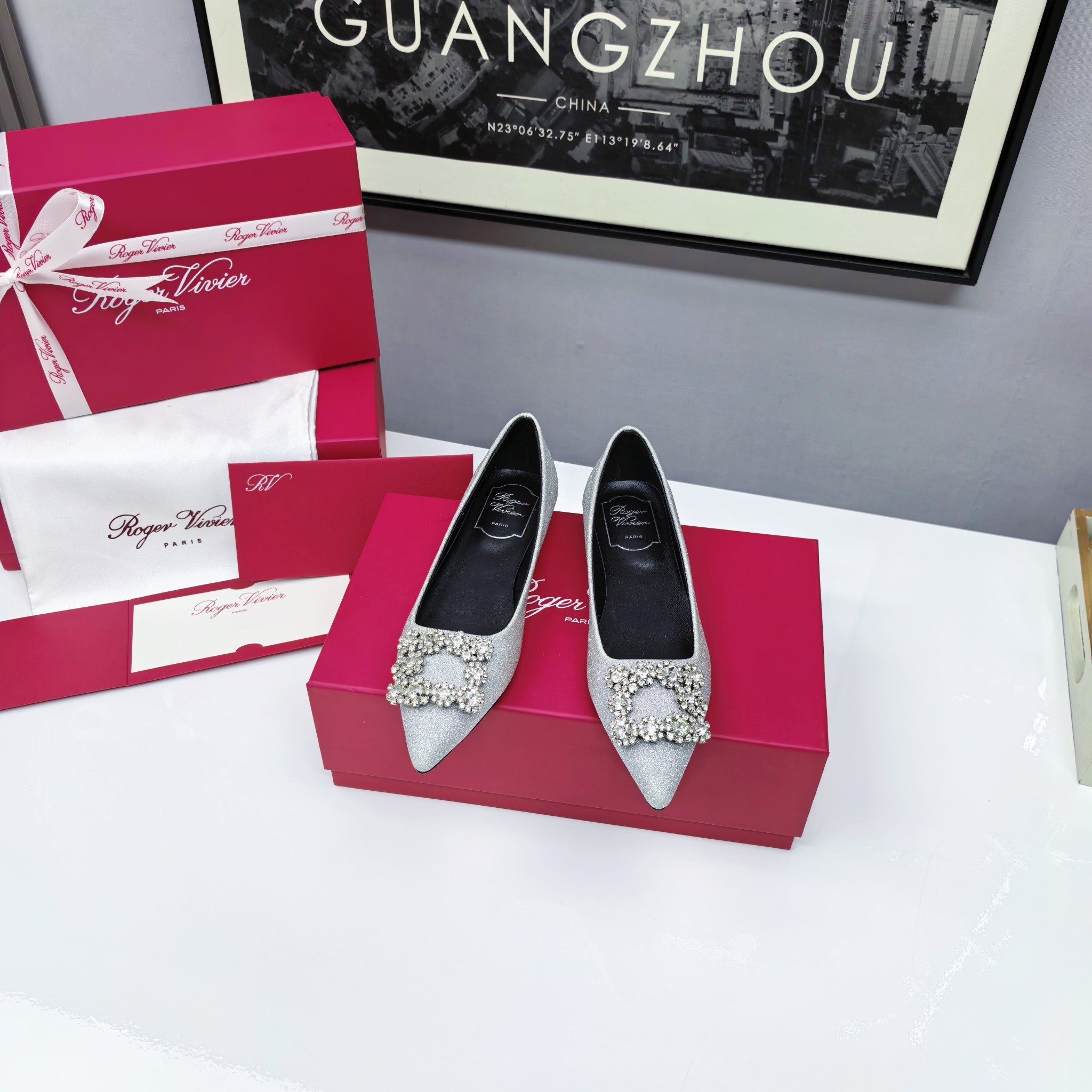 NO:237914,Flat-soled Greet, single shoes19860909平底-银色格力特,单鞋,Women's Shoes