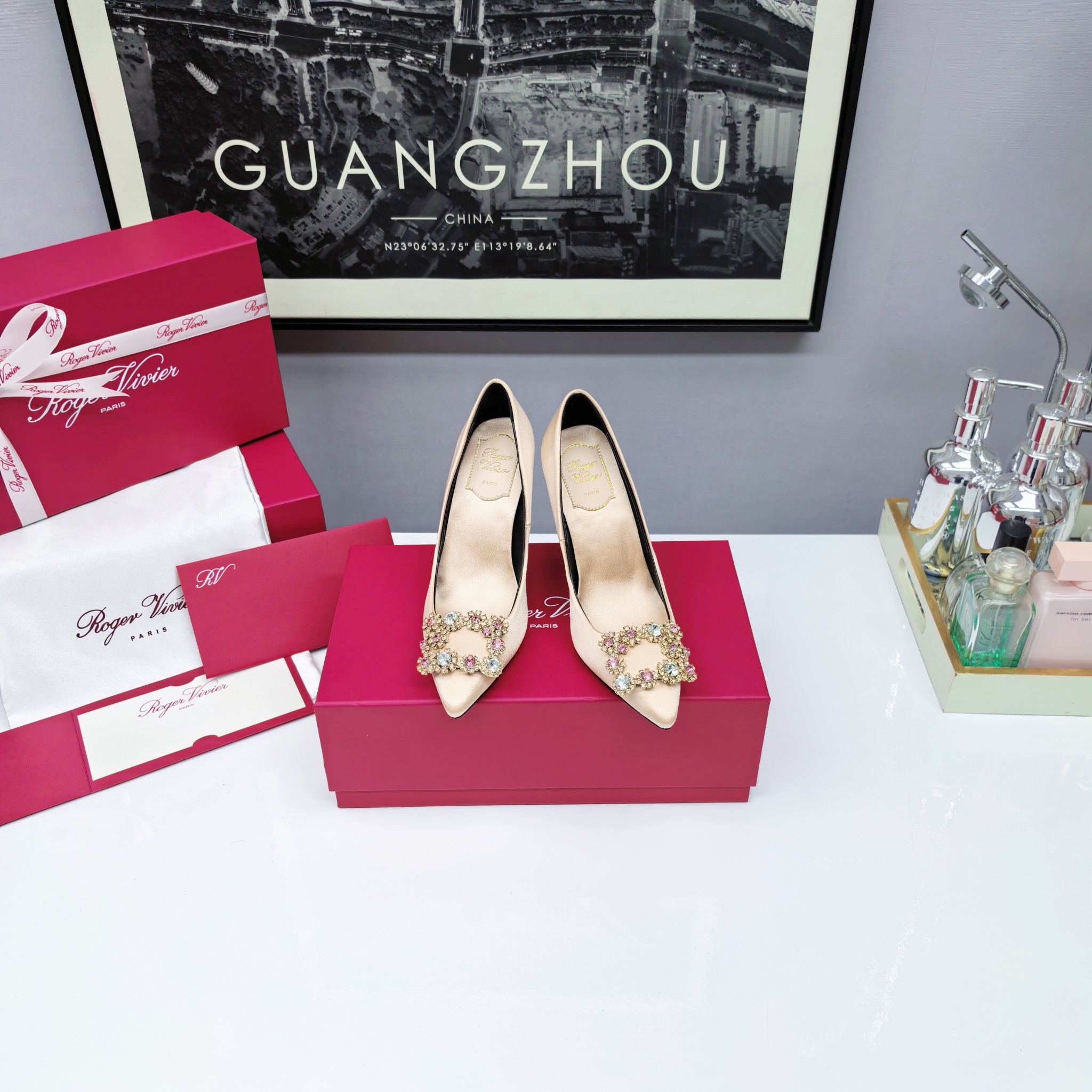 NO:237946,10.5CM-Champagne color, single shoes1986090910.5CM-香槟色,单鞋,Women's Shoes
