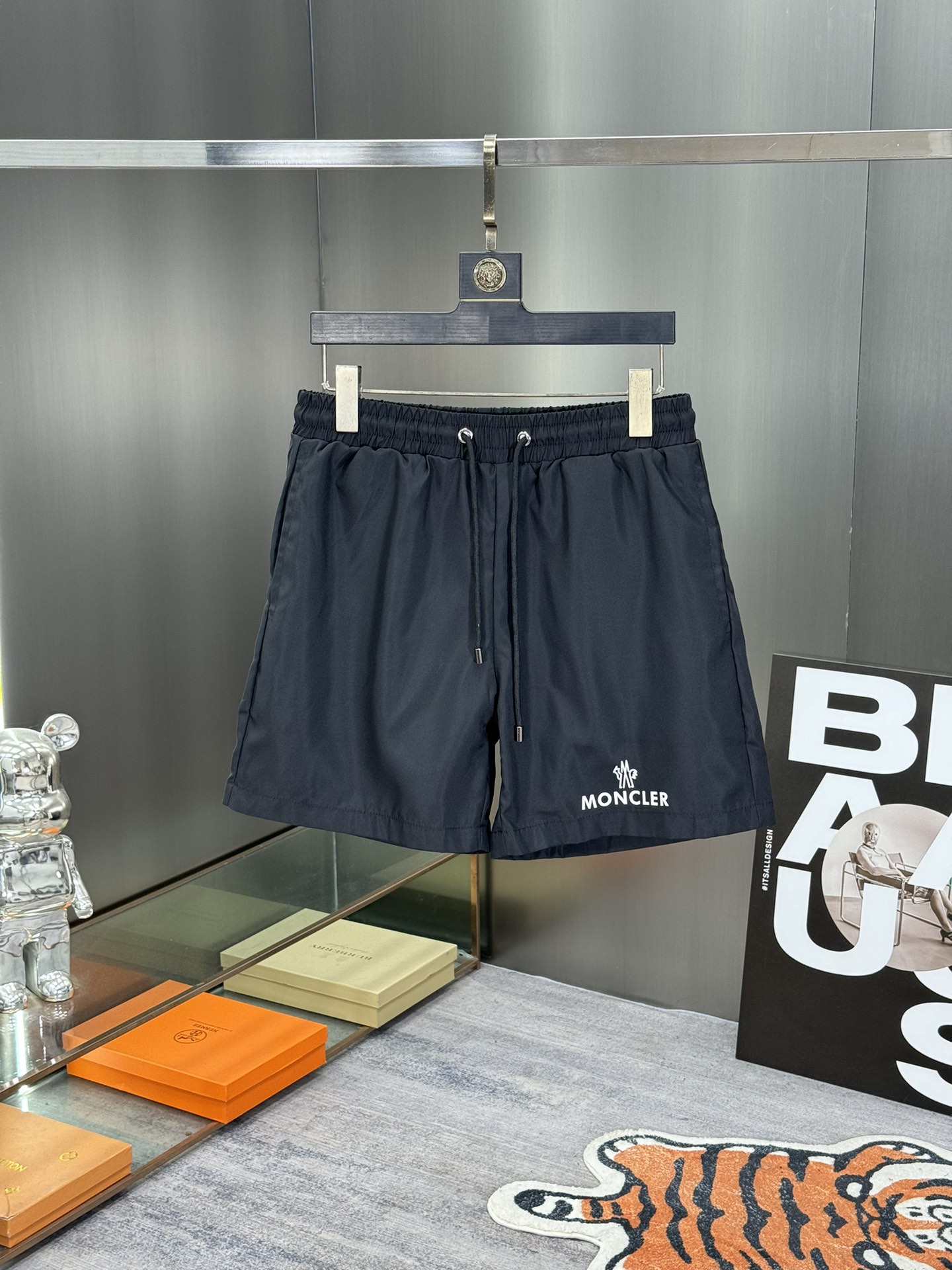 Montclair Nueva temporada primavera-verano 2025, pantalones de playa, pantalones cortos. Sincronizado con la web oficia…