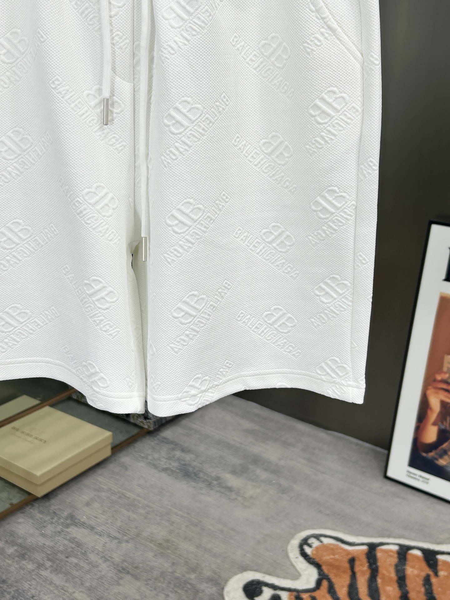 2025 Paris Family Bouquet Shorts: High-Density, Stylish, and Cosmopolitan with a Gold Touch - 图片 7