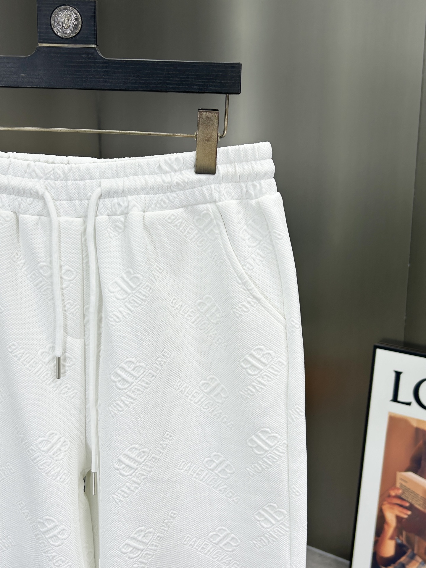 2025 Paris Family Bouquet Shorts: High-Density, Stylish, and Cosmopolitan with a Gold Touch - 图片 4