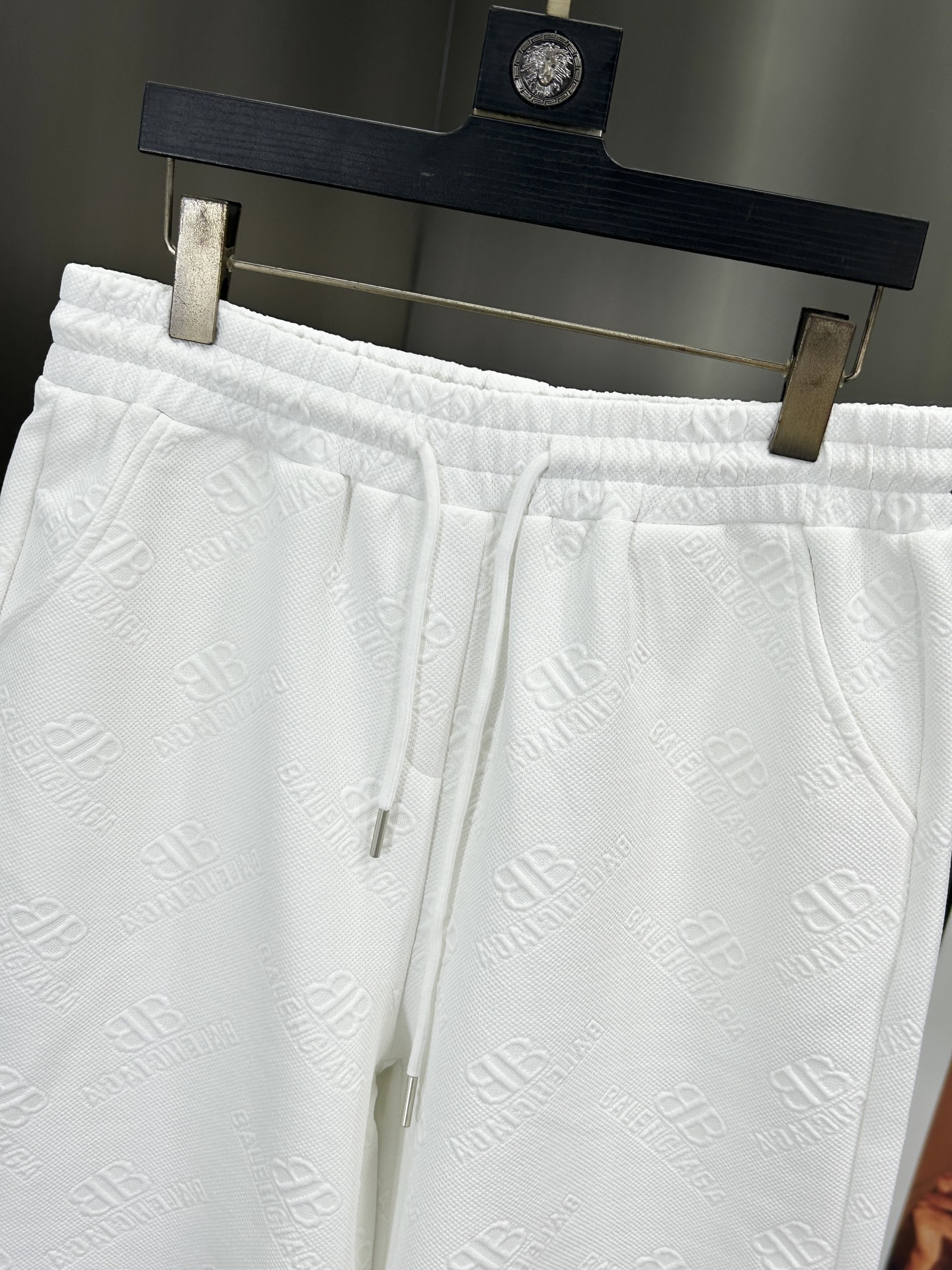 2025 Paris Family Bouquet Shorts: High-Density, Stylish, and Cosmopolitan with a Gold Touch - 图片 8