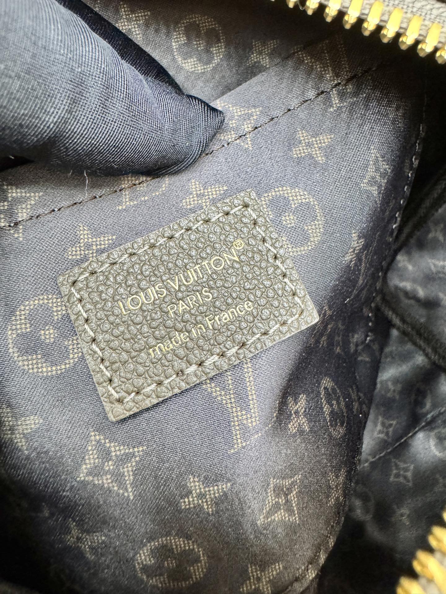 Louis Vuitton Haute Couture Classic Luxury Handbag Shoulder Crossbody 8