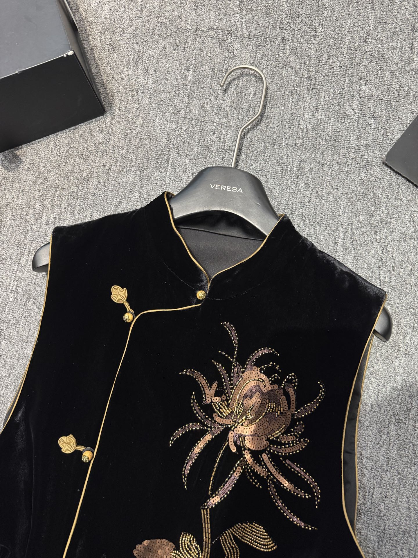 i1756975534359 4331 0 2