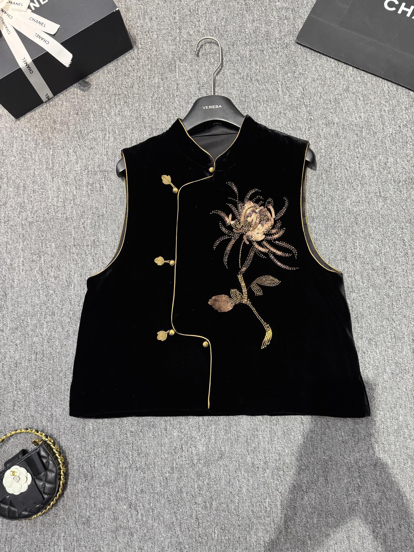 i1756975581033 1419 0 8