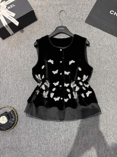 Elegant Butterfly Pearl Beaded Velvet Vest, Sleeveless Top for Women 1 Elegant Butterfly Pearl Beaded Velvet Vest, Sleeveless Top for Women