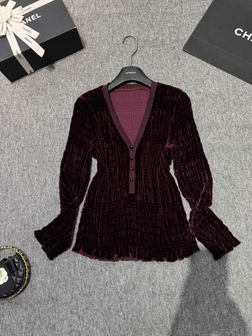 Elegant Velvet V-Neck Blouse - Long Sleeve Top for Women, Versatile Style 1 Elegant Velvet V-Neck Blouse - Long Sleeve Top for Women, Versatile Style