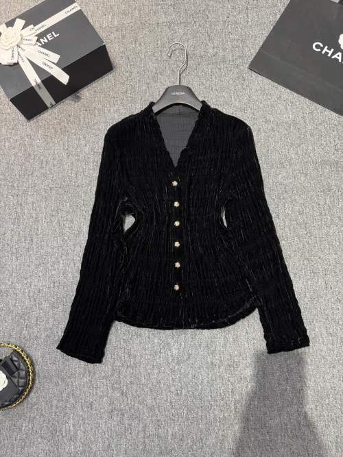 Elegant Velvet Shirt with Silver Button Detail - Versatile and Chic 1 Elegant Velvet Shirt with Silver Button Detail - Versatile and Chic