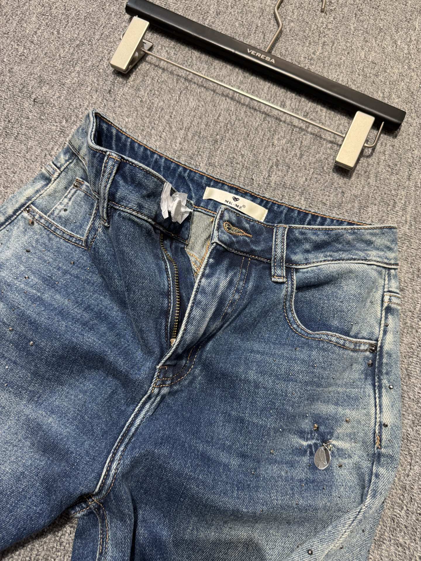 i1760425722949 748 0 3