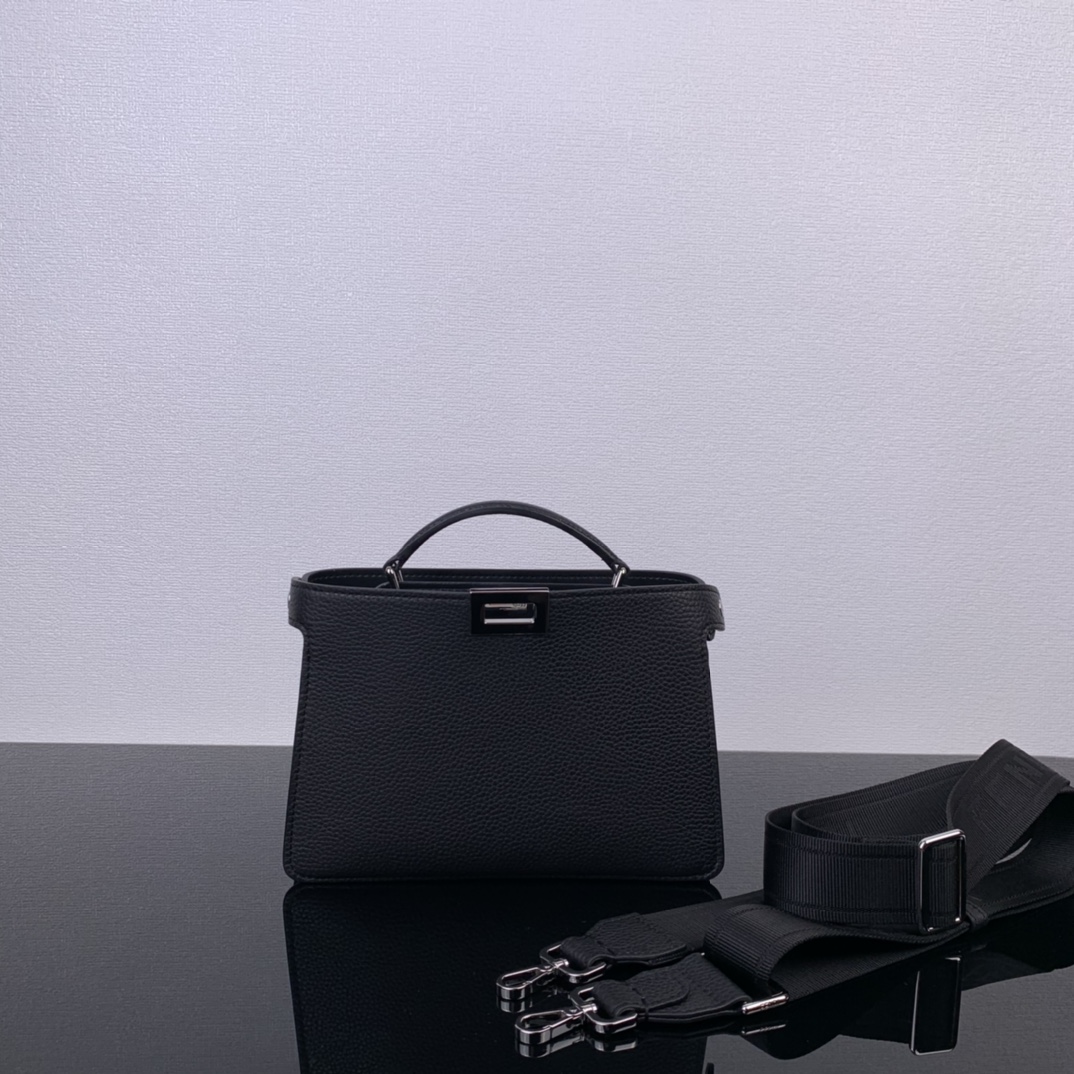 In stock ✔️ Men's peekaboo grain leather, super durable, black color, low-key yet stylish. Absolutely ❤️ love it! Do you dare to resist its charm? Model number 0013, size 21 x 14.5 x 6. image 1