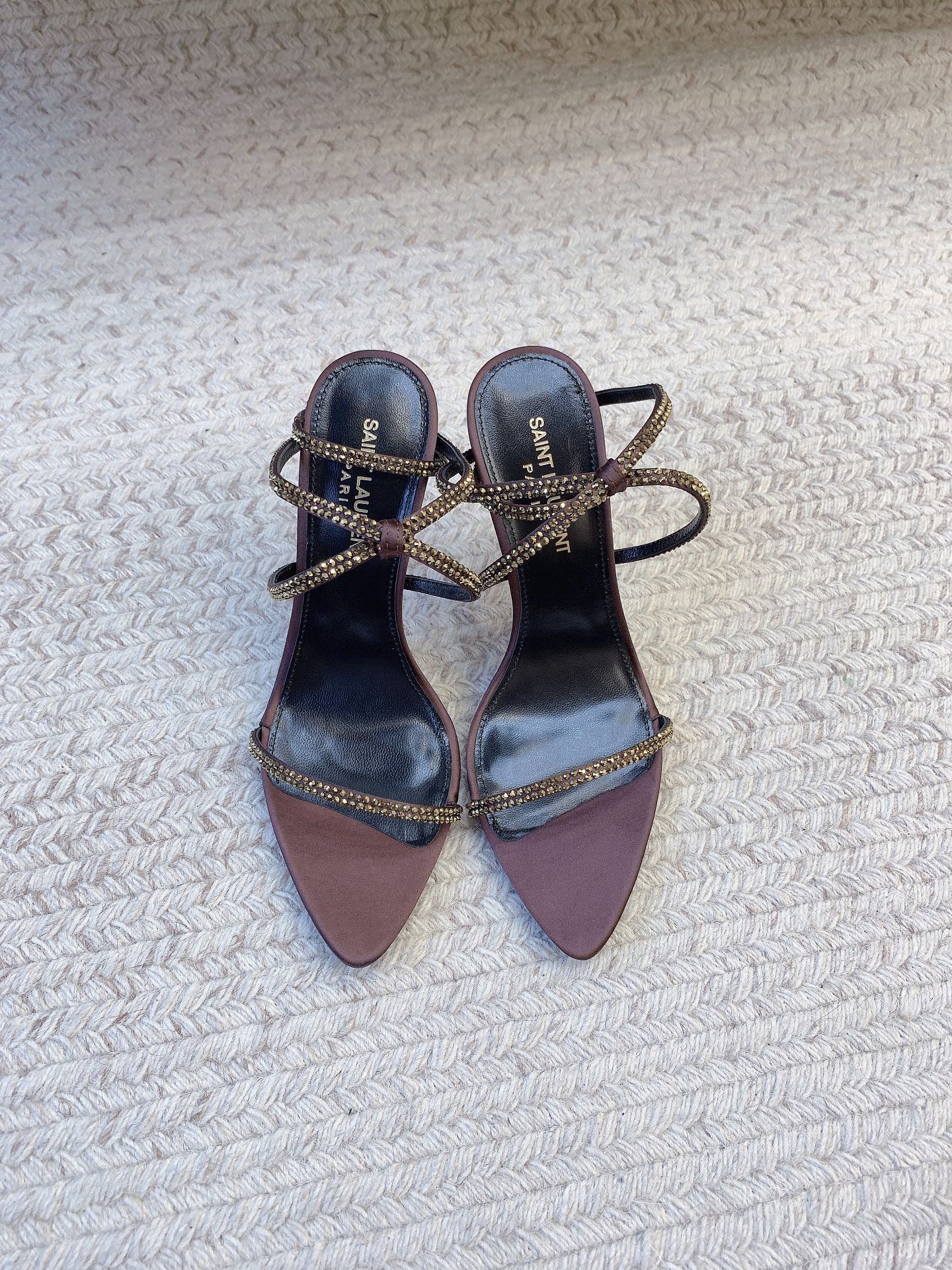 NO:928146,SAIN* LAUREN*SSSS23AVA cross-strap high-heeled sandals, original last, top quality material, imported sheepskin lining for feet, genuine leather outsole, heel height 10.5cm, size 35-39 (34, 40, 41, 42 customized, non-returnable and non-exchangeable), sandals, saint laurent, sandals, sheepskin, Leather soles19860909SAIN* LAUREN*SSSS23AVA系交叉带高跟凉鞋 原版套楦 顶级品质 材质 垫脚进口羊皮里 大底真皮大底 跟高10.5cm 码数35-39（34、40、41、42定做不退不换）,凉鞋,saint laurent,sandals,sheepskin,Leather soles,Women's Shoes