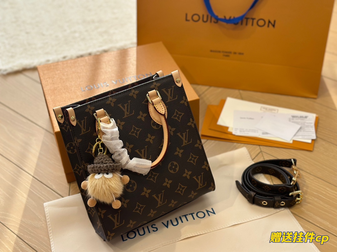 Louis Vuitton Tote Bags Perfect Replica
 Vintage