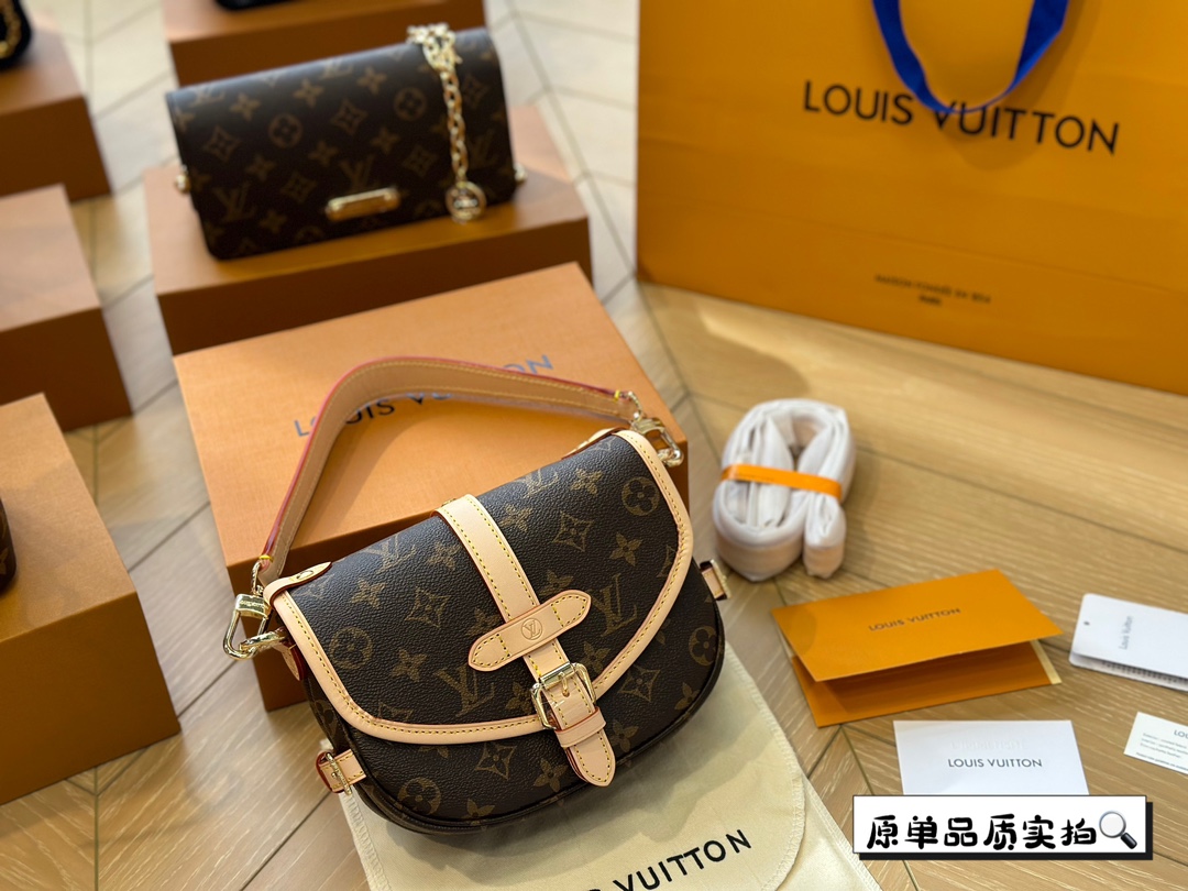 Hermes Equi Color Brown W:11.02×H:7.09×D:2.36 inch from Japan