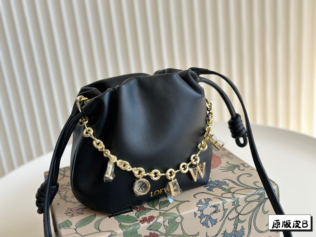 Marc Jacobs THE DENIM CHAIN MINI BAG DARK WASH