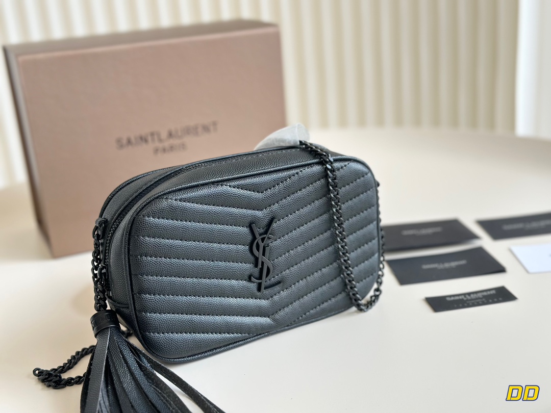 Yves Saint Laurent Camera Bags Black White Chains