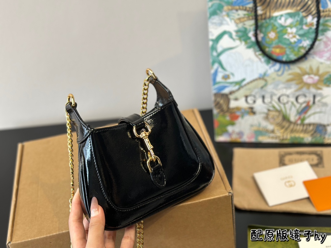 Gucci Jackie Notte Handbag by SabatoDe: New Design with Classic Confidence - 图片 5