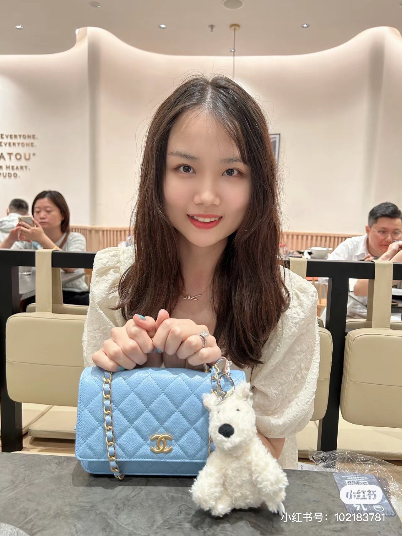 A soft and cute little white one, even EE's heart feels soft when she se - Comprehensive 3