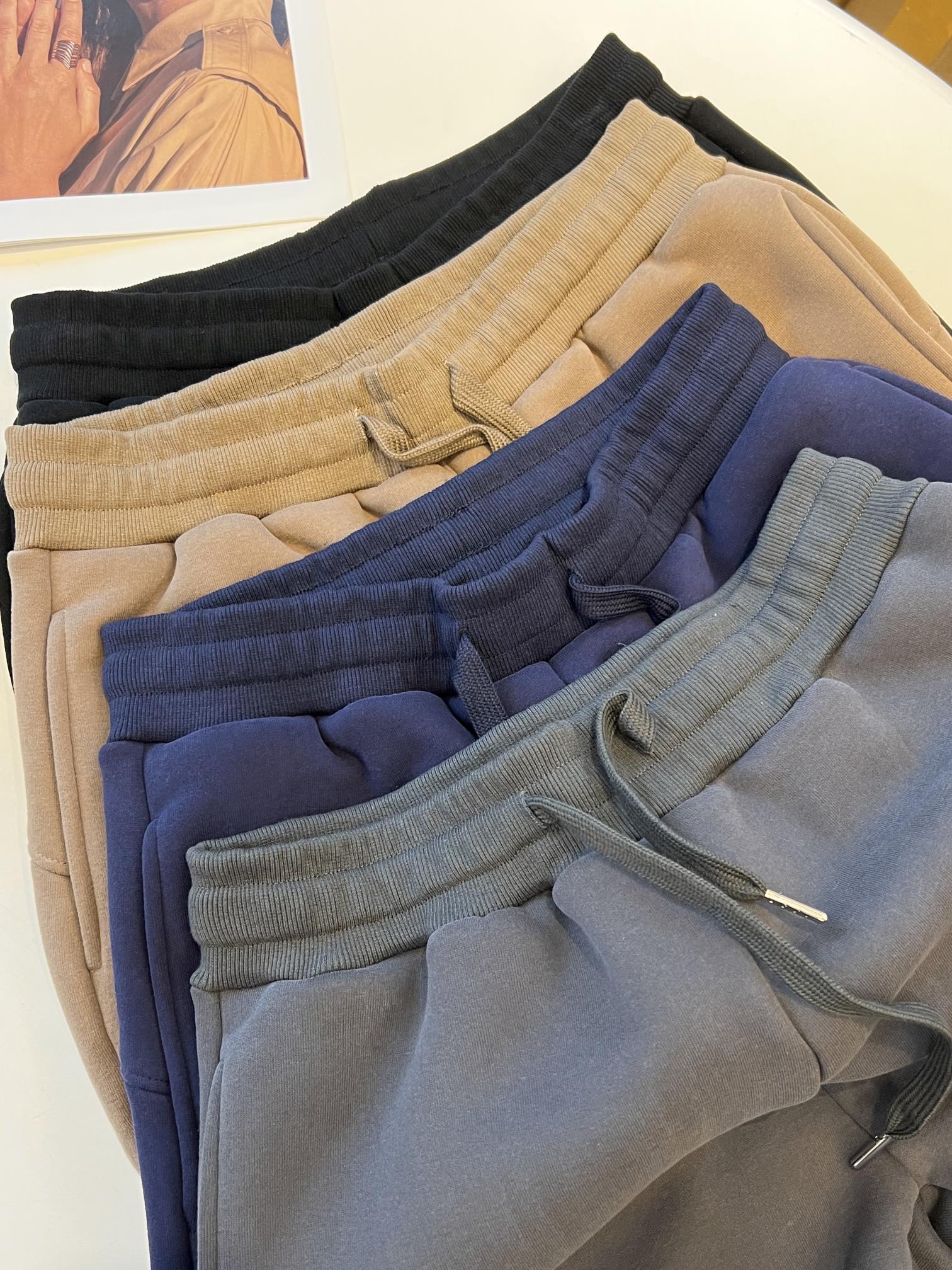MiniCost Clothes 5