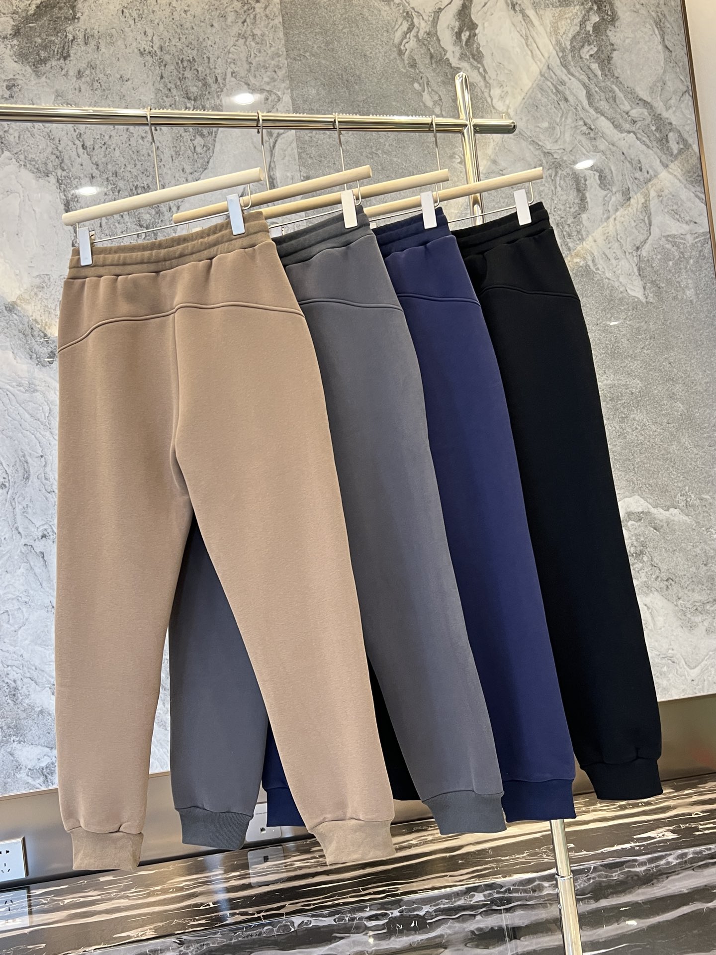 MiniCost Clothes 3