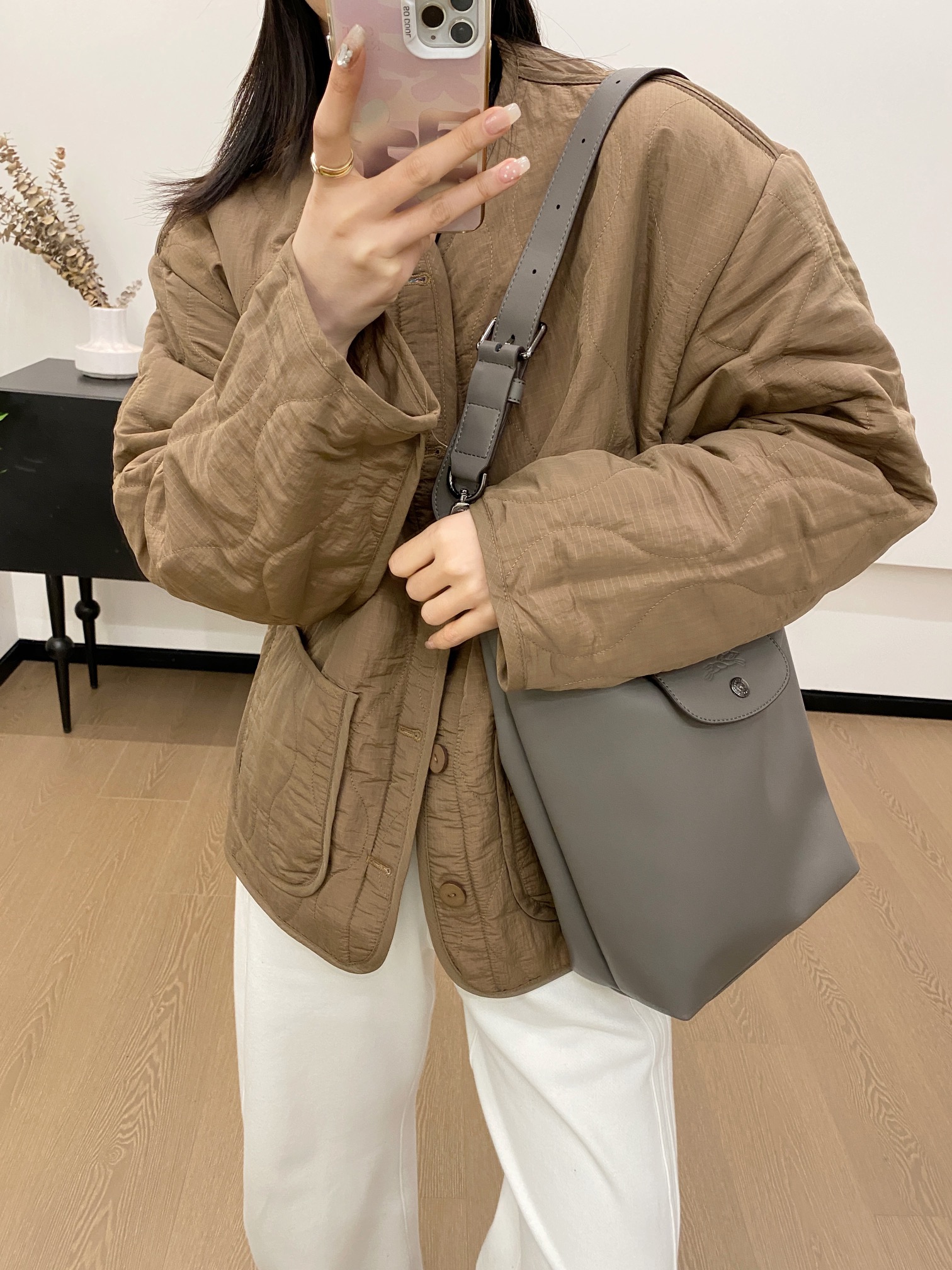 Longchamp Upper body effect