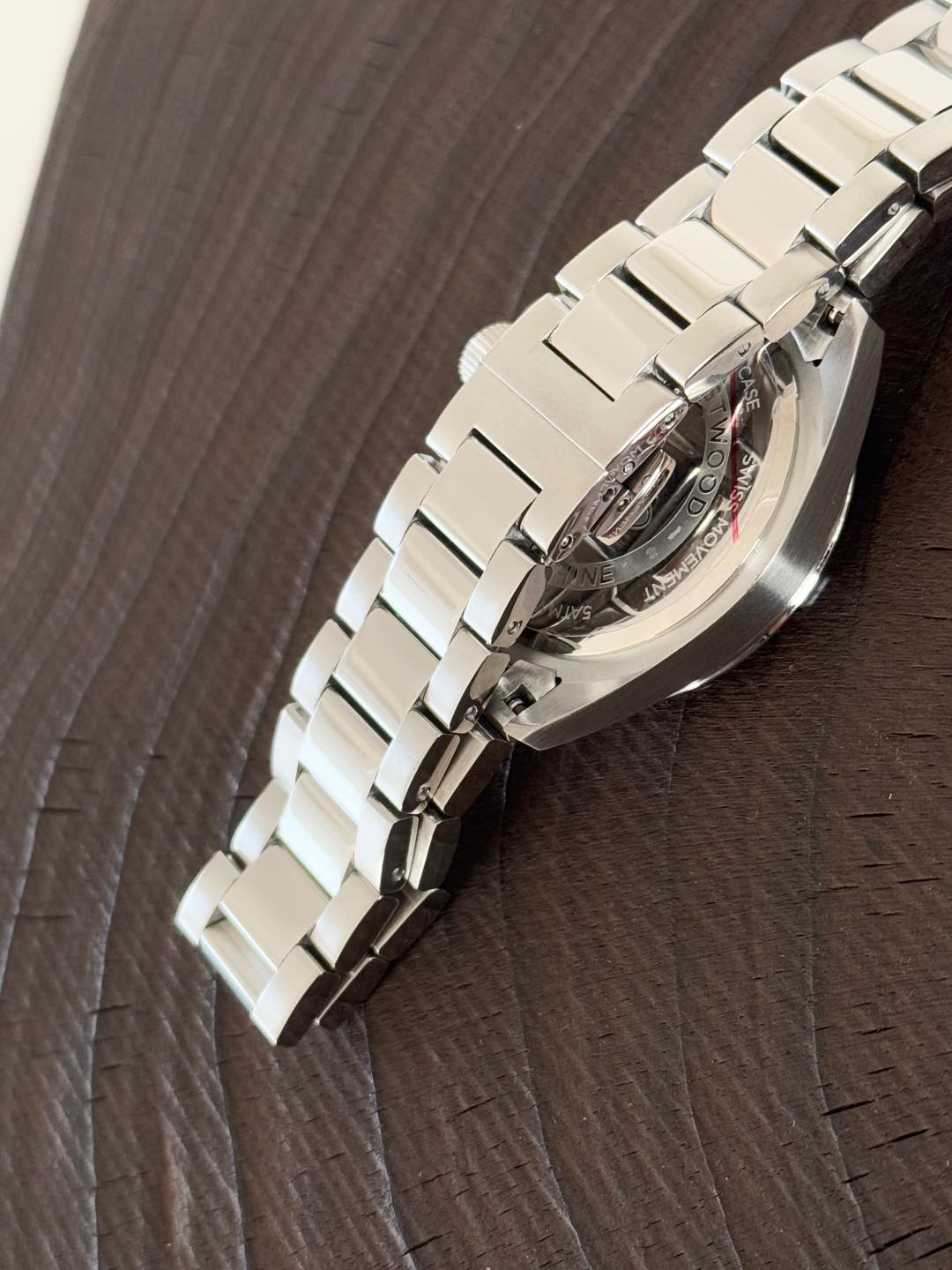 钢带型号：VV293BKSL，瑞士RONDA石英机芯，316L拉丝精钢表带，表盘直径38mm，30米生活防水 4