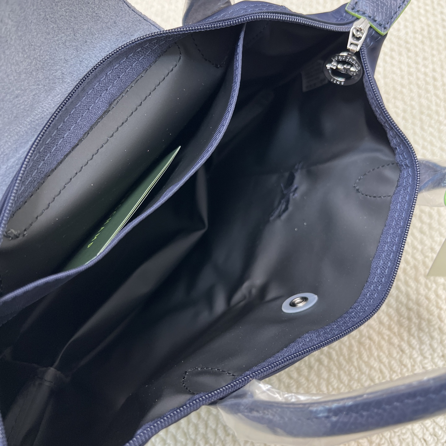 Longchamp 556 ，龙 骧小号短柄L1621 919系列来了