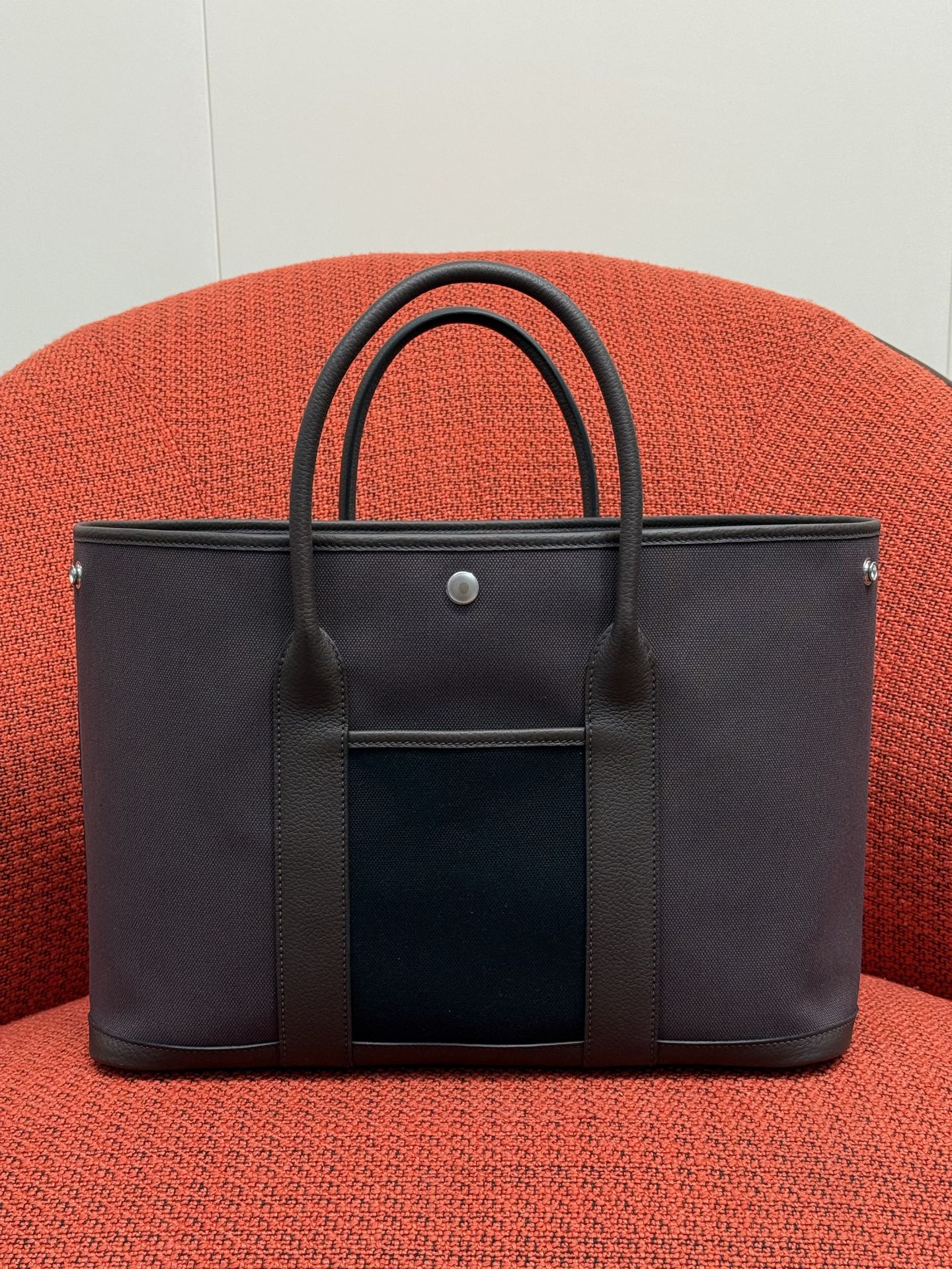 NO:851887,Garden arty garden bag 36cm size NTogo with military cloth hand-sewn catwalk pocket style the first choice for casual commuting Ebony color, Hermes, Hermes, Hermes,19860909Garden arty 花园包36cm 尺寸 NTogo拼军用布 手工缝制 走秀口袋款 休闲通勤出行必备首选 乌木色,爱马仕,hermes,Hermes,,Bag