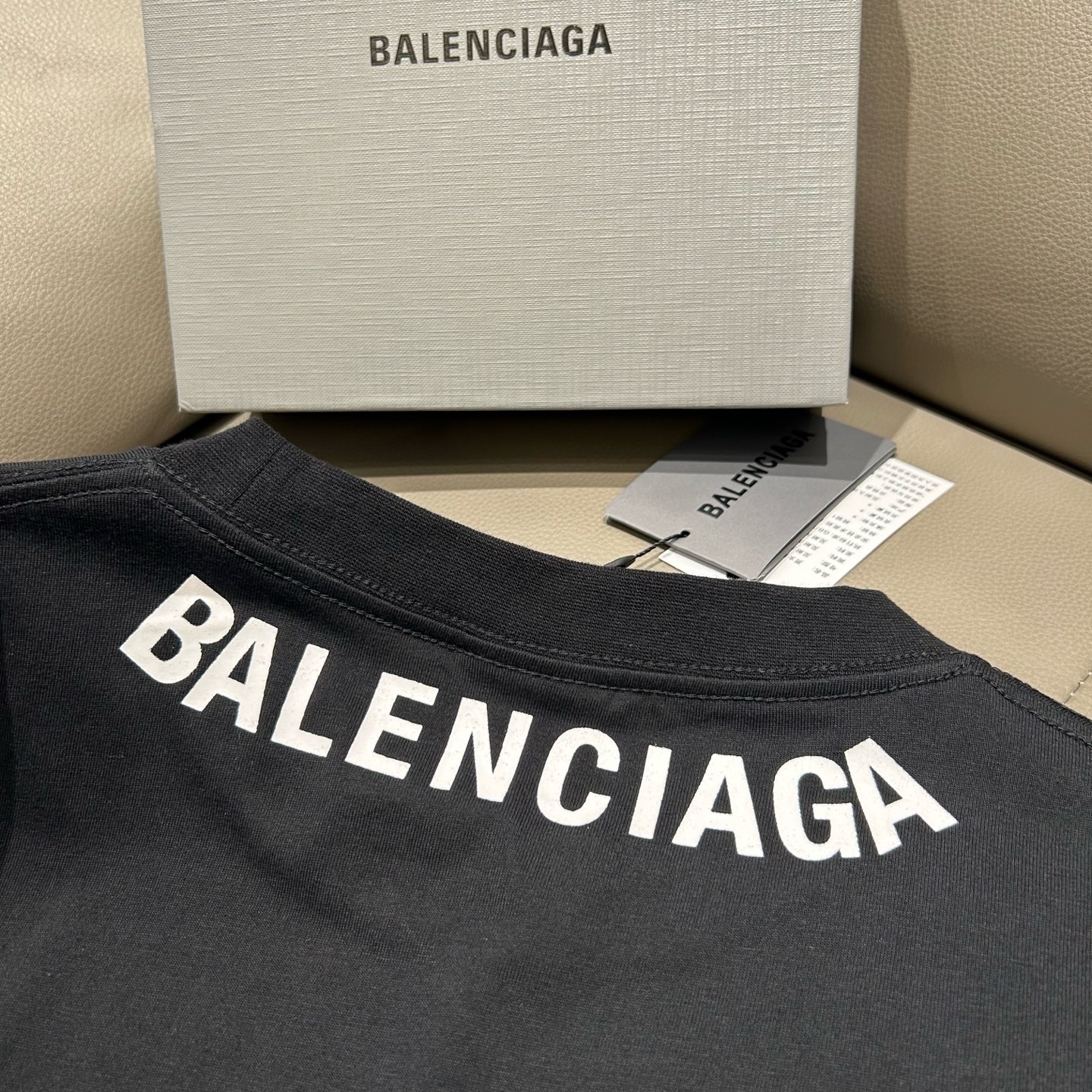 Balenciaga Printed Crewneck T-Shirt | BLCG BLNCG Tees Tops 6 i1749020355543 2879 0 5