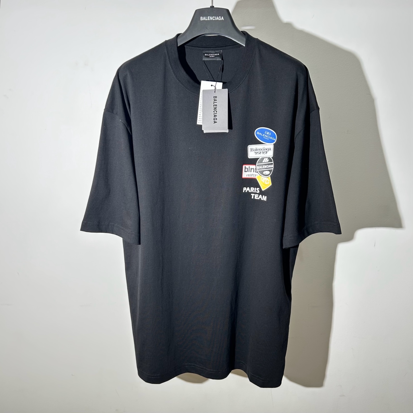 Balenciaga Printed Crewneck T-Shirt | BLCG Paris Team Tee | S-XL Sizes 2 i1749021101933 7844 0 0
