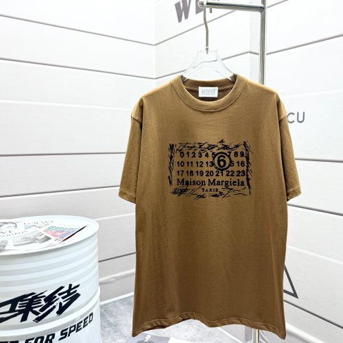 MM6 Maison Margiela Graphic Print Crew Neck T-Shirt - Unisex Fashion 1 MM6 Maison Margiela Graphic Print Crew Neck T-Shirt – Unisex Fashion